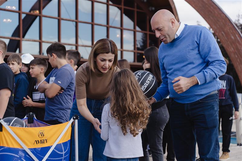 Από αριστερά στα δεξιά - Ε. Αγαπηδάκη Αναπληρώτρια Υπουργός Υγείας, Ghassan Khalil